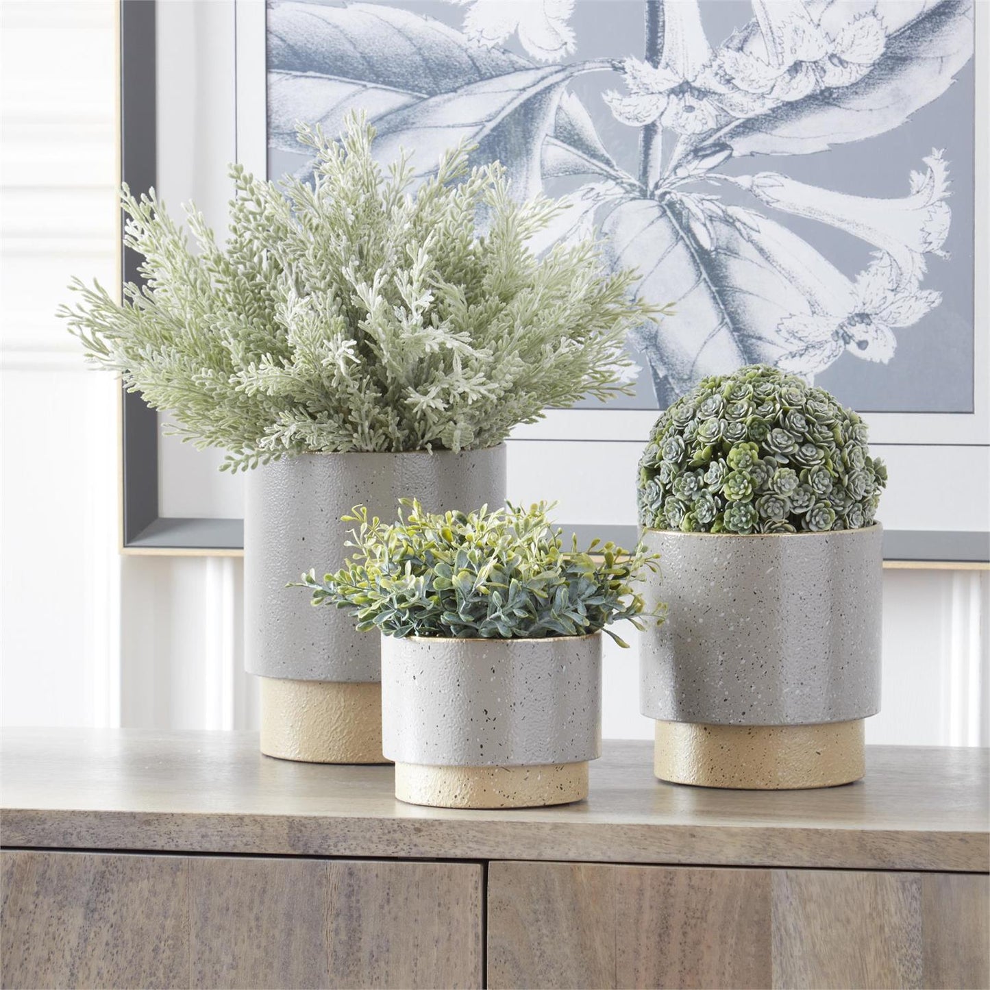 SOFT GREEN FLOCKED MIXED PINE BUNDLE