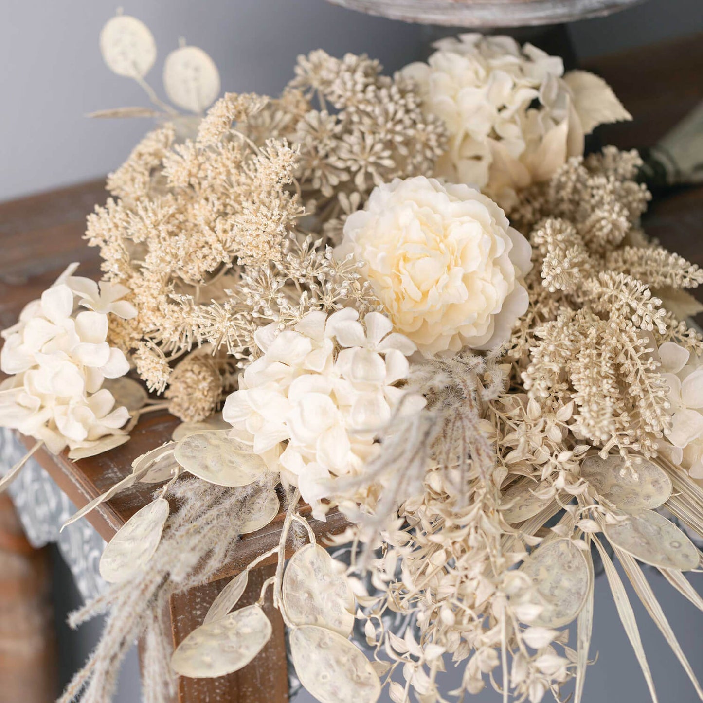 FAUX DRIED CREAM SEEDPOD SPRAY