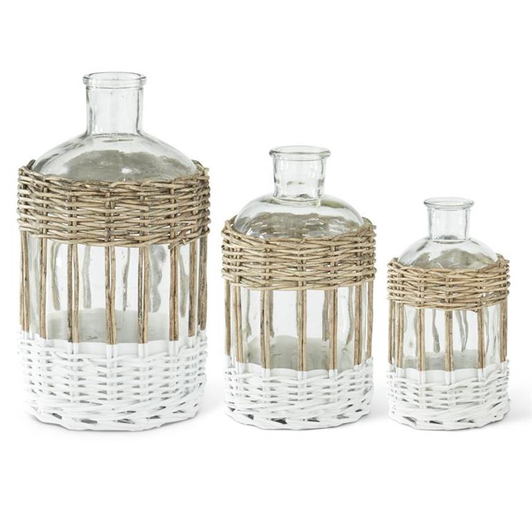 CLEAR GLASS BOTTLE IN WICKER SLEEVE